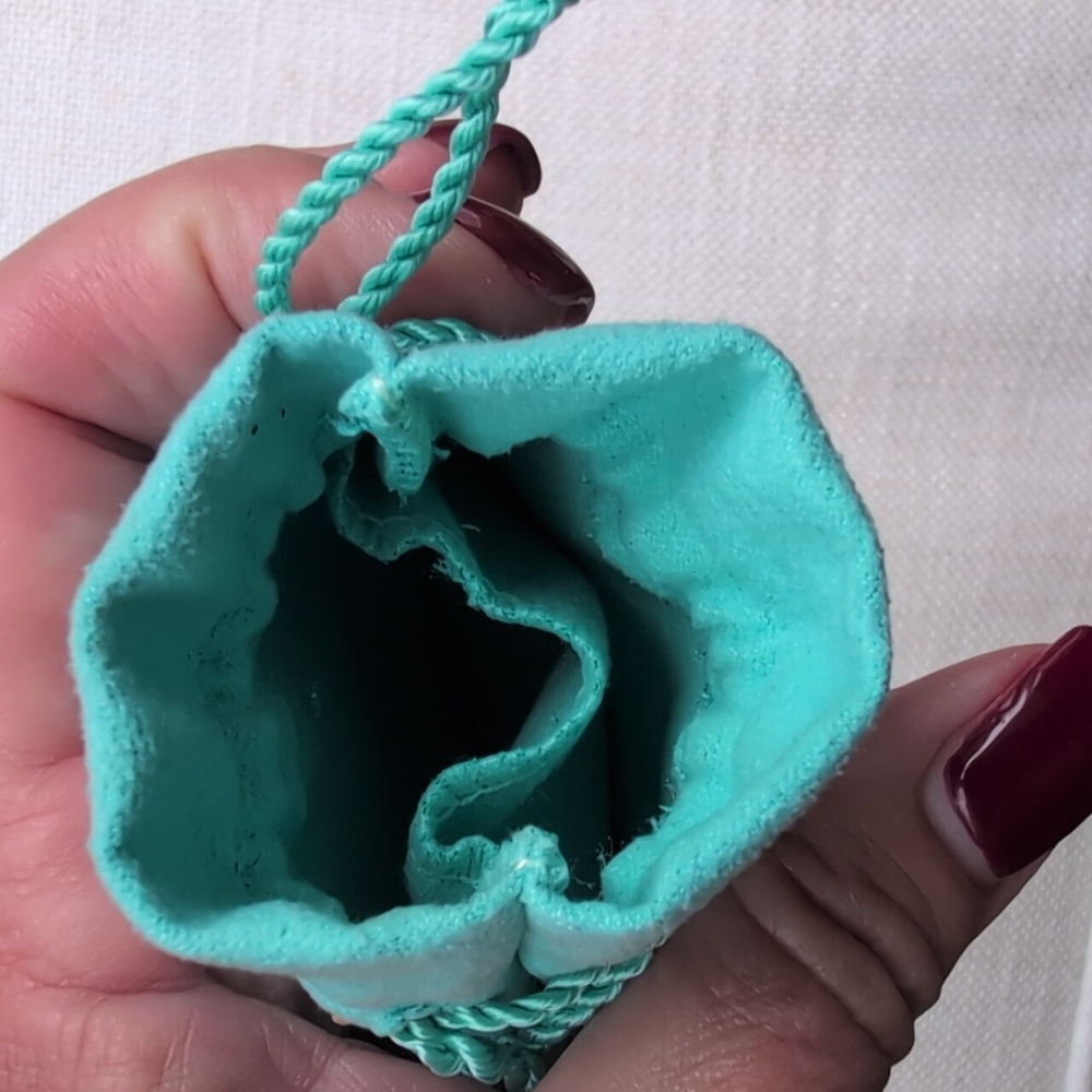 Tiffany 2 Drawstring Pouches. - Picture 5 of 8
